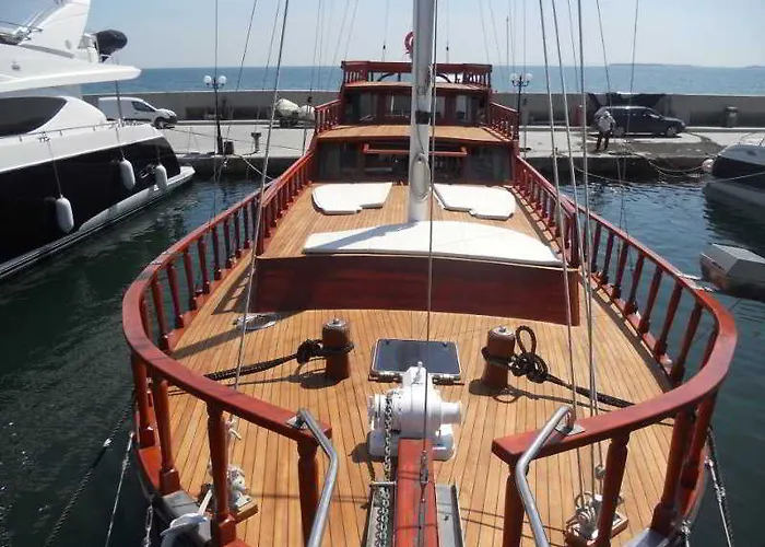 Monastery 1 Complex First Line Hotel Sveti Vlas